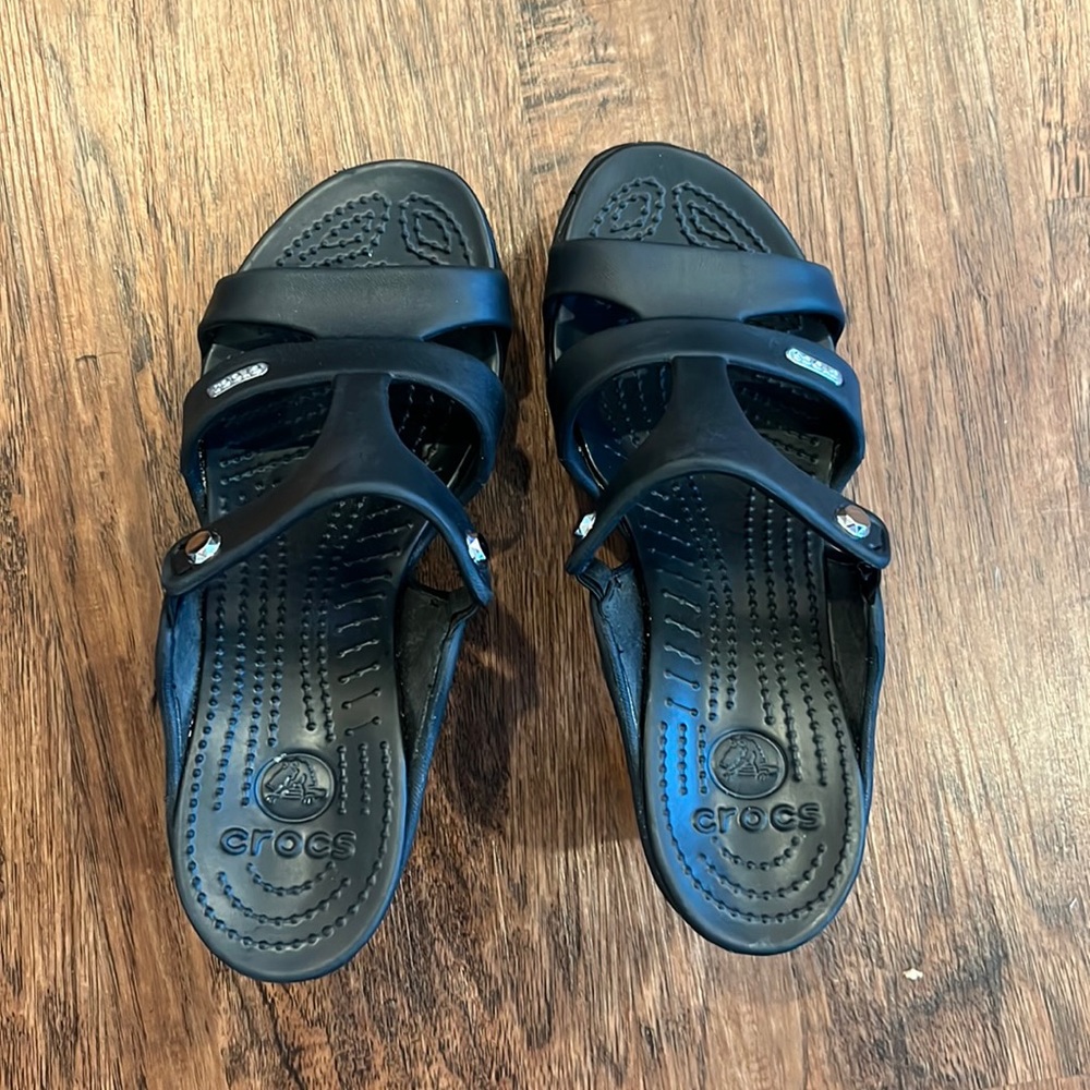 Croc heels size 8W Most comfy heels you will ever wear!